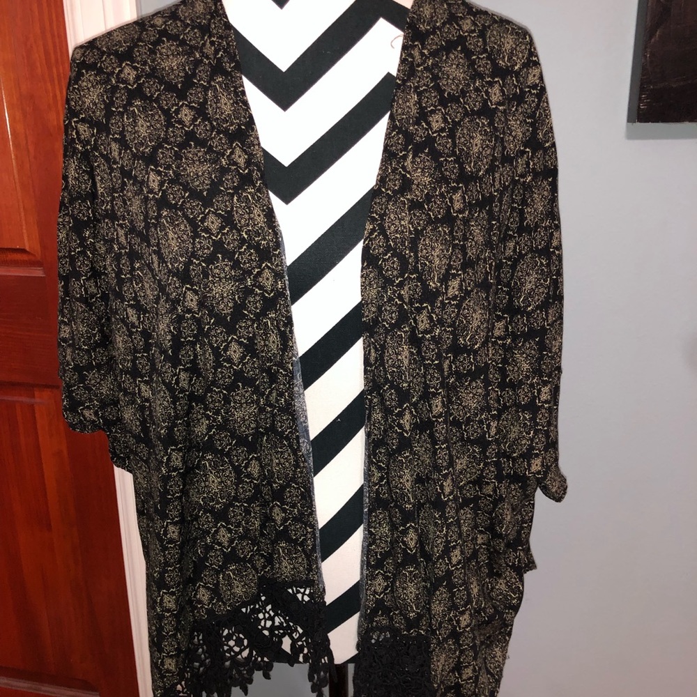 Black/Tan Kimono